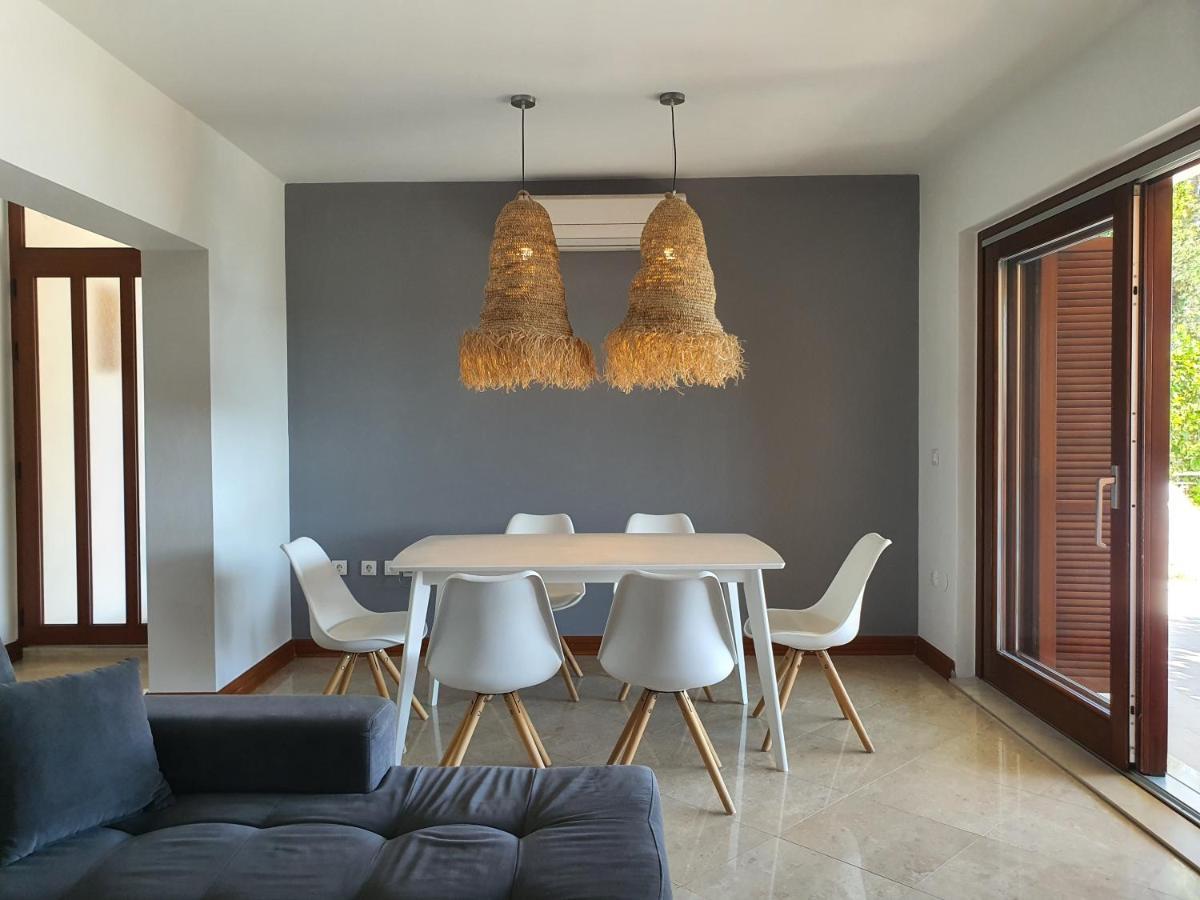 Apartments Villa Oliva Turanj Ngoại thất bức ảnh