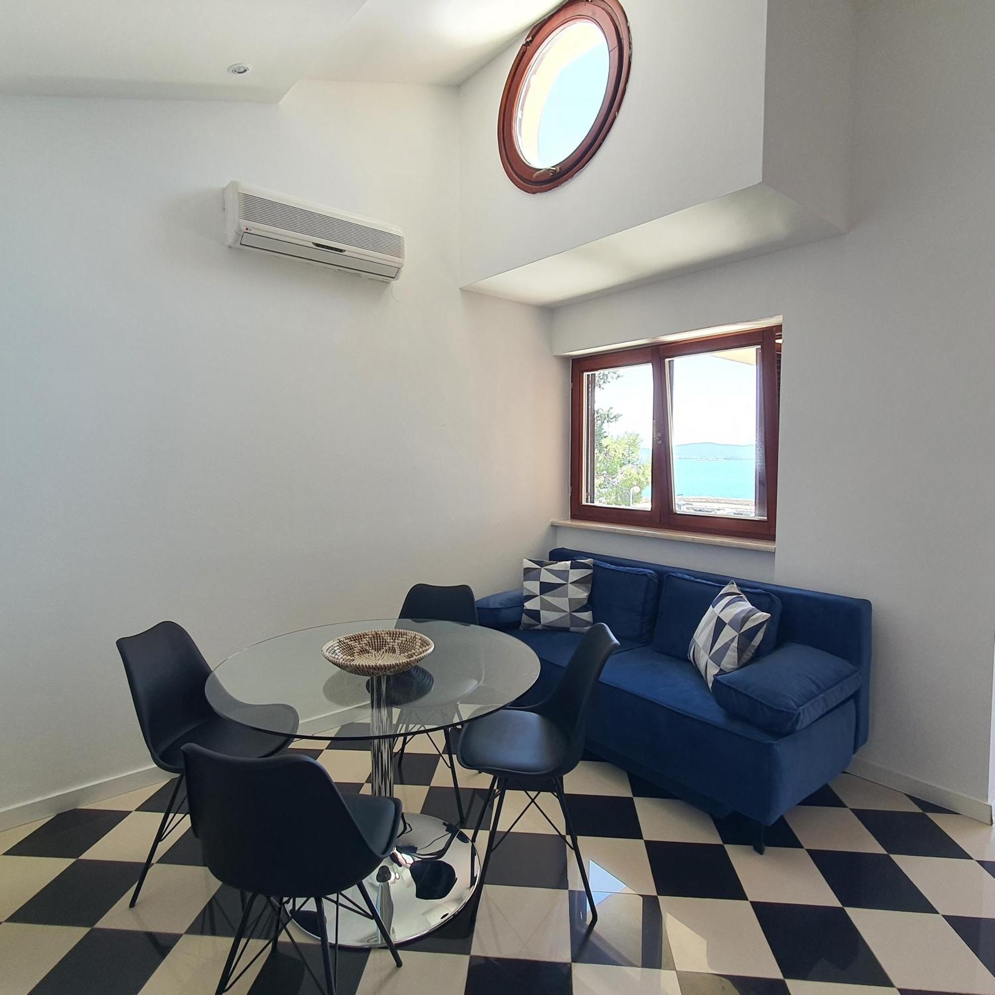Apartments Villa Oliva Turanj Ngoại thất bức ảnh