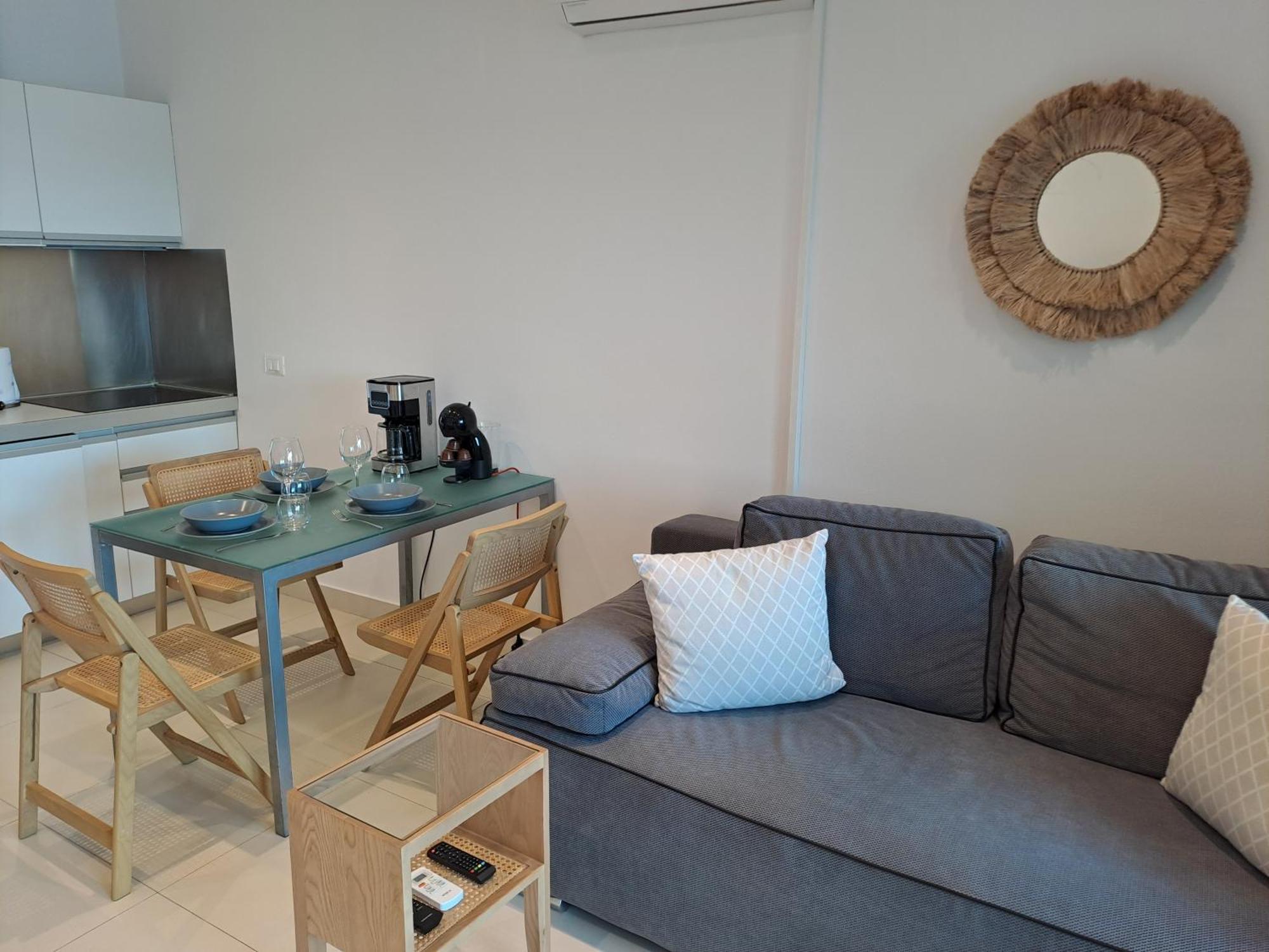 Apartments Villa Oliva Turanj Ngoại thất bức ảnh